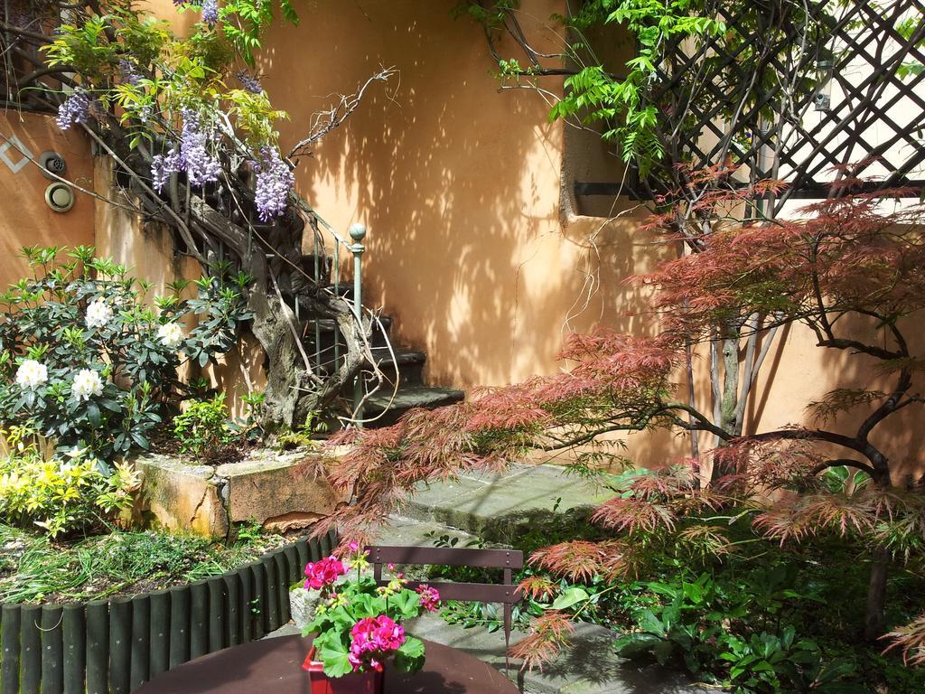 Chambres D'Hotes Le Petit Siam : Le Calme En Centre Ville Clermont-Ferrand Exterior photo