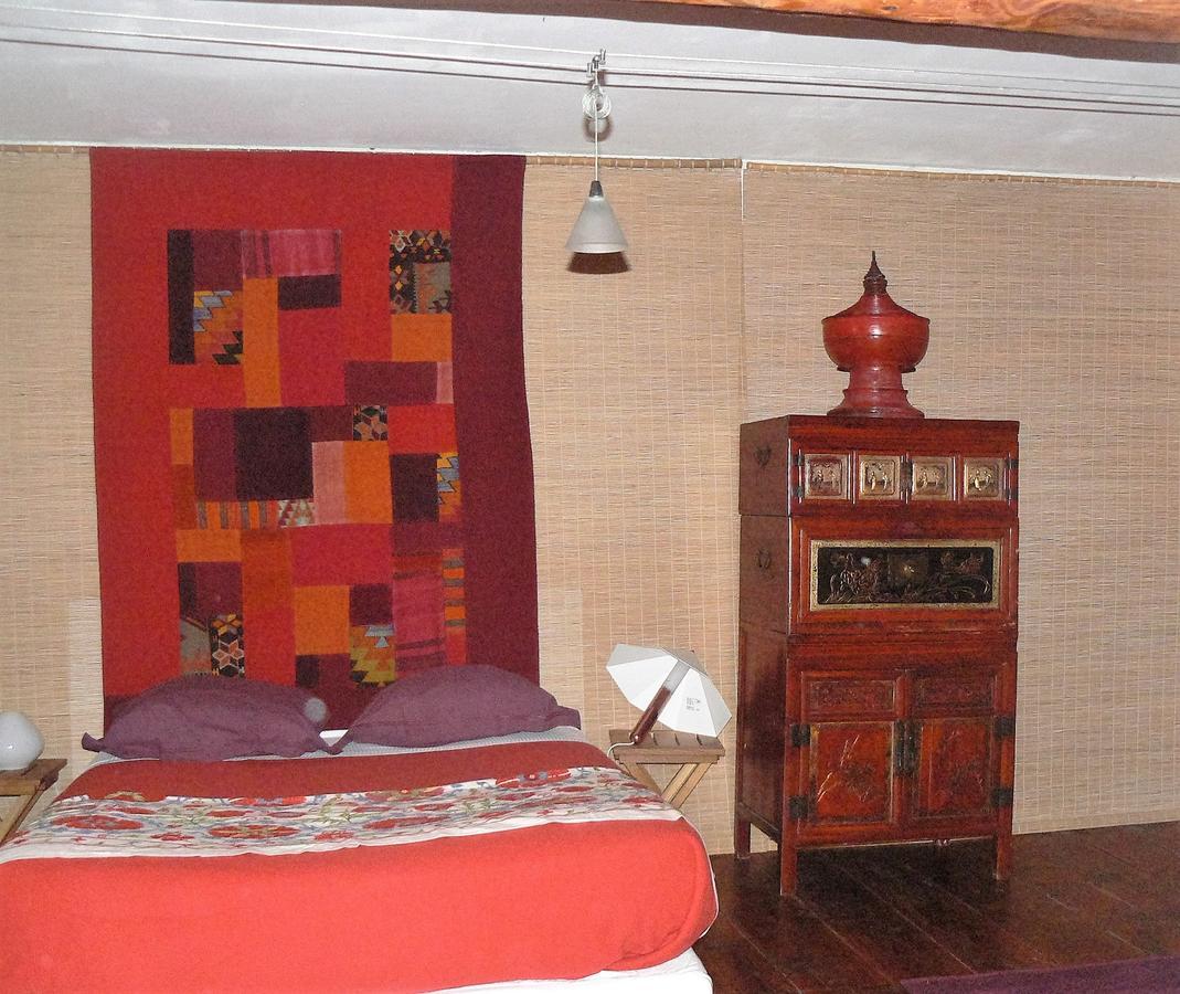 Chambres D'Hotes Le Petit Siam : Le Calme En Centre Ville Clermont-Ferrand Exterior photo
